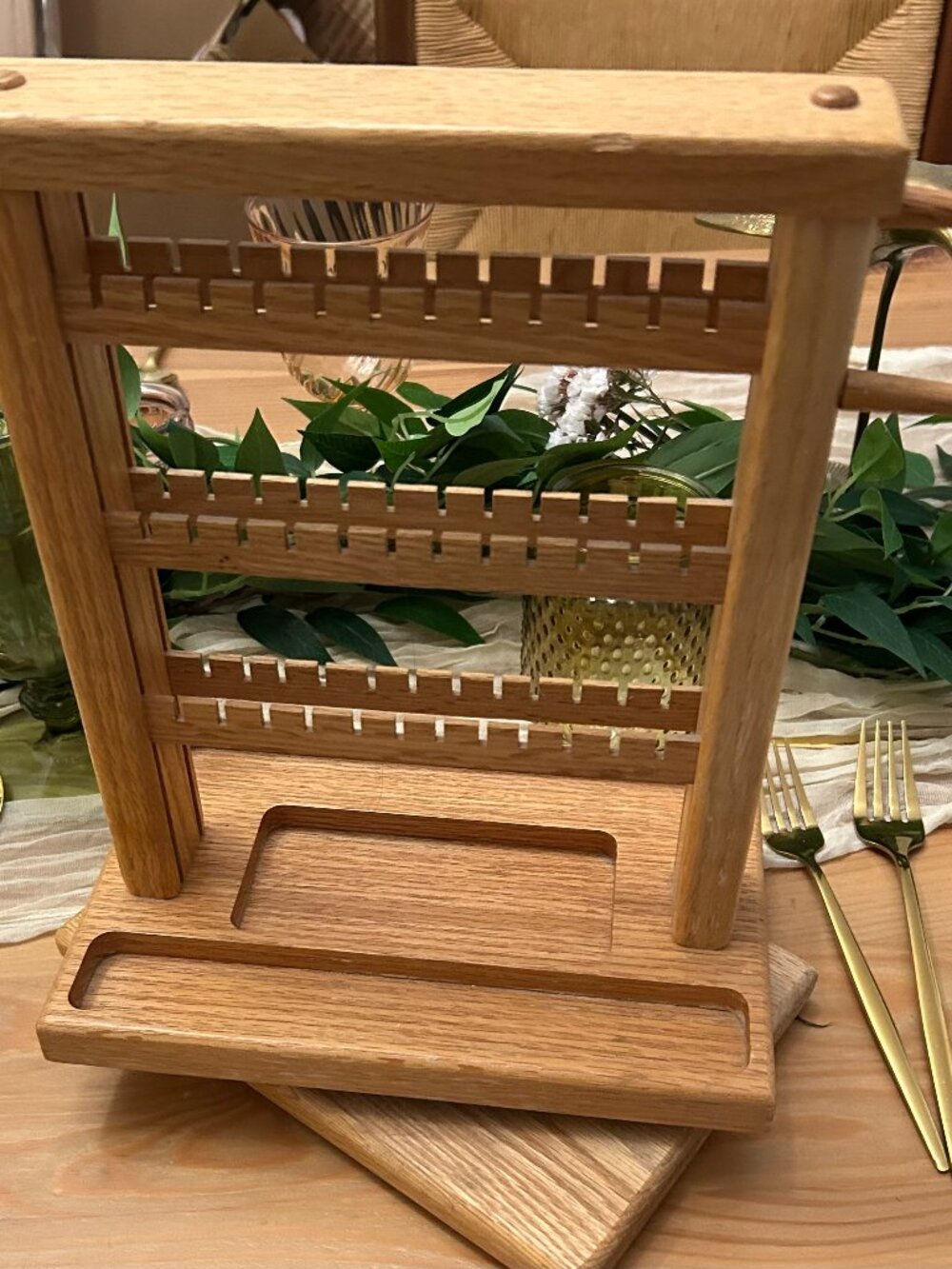 Wooden Swivel Jewelry Holder